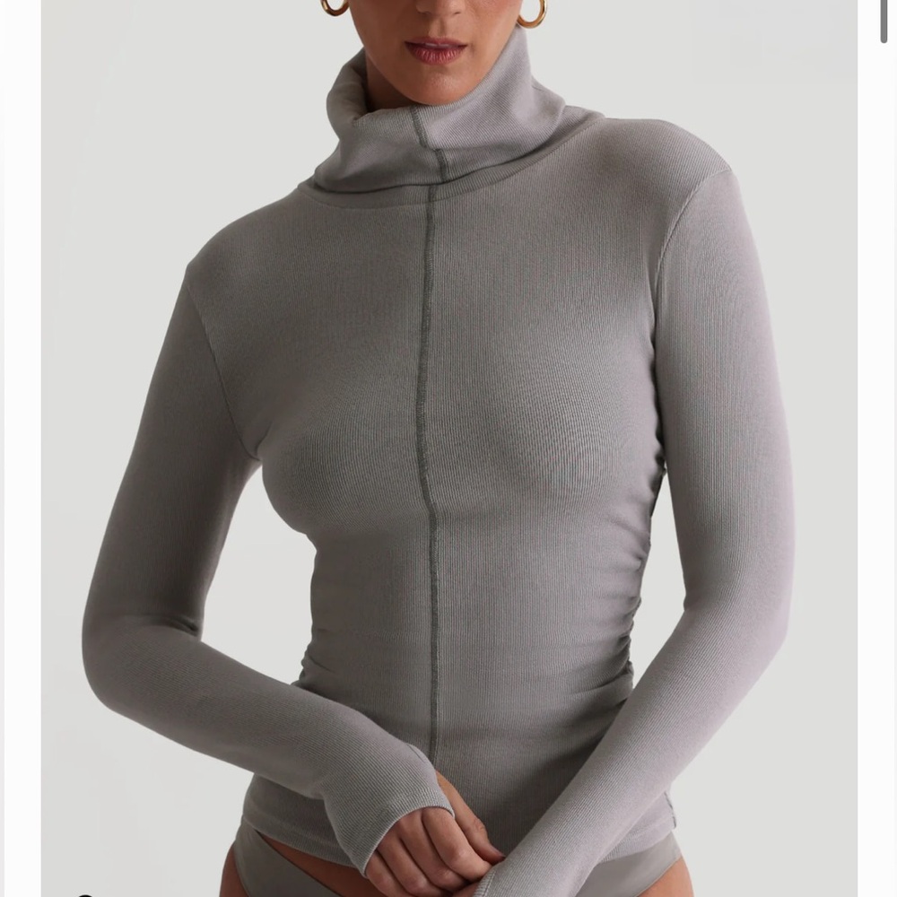 NWT Ribbed Turtleneck Long Sleeve
